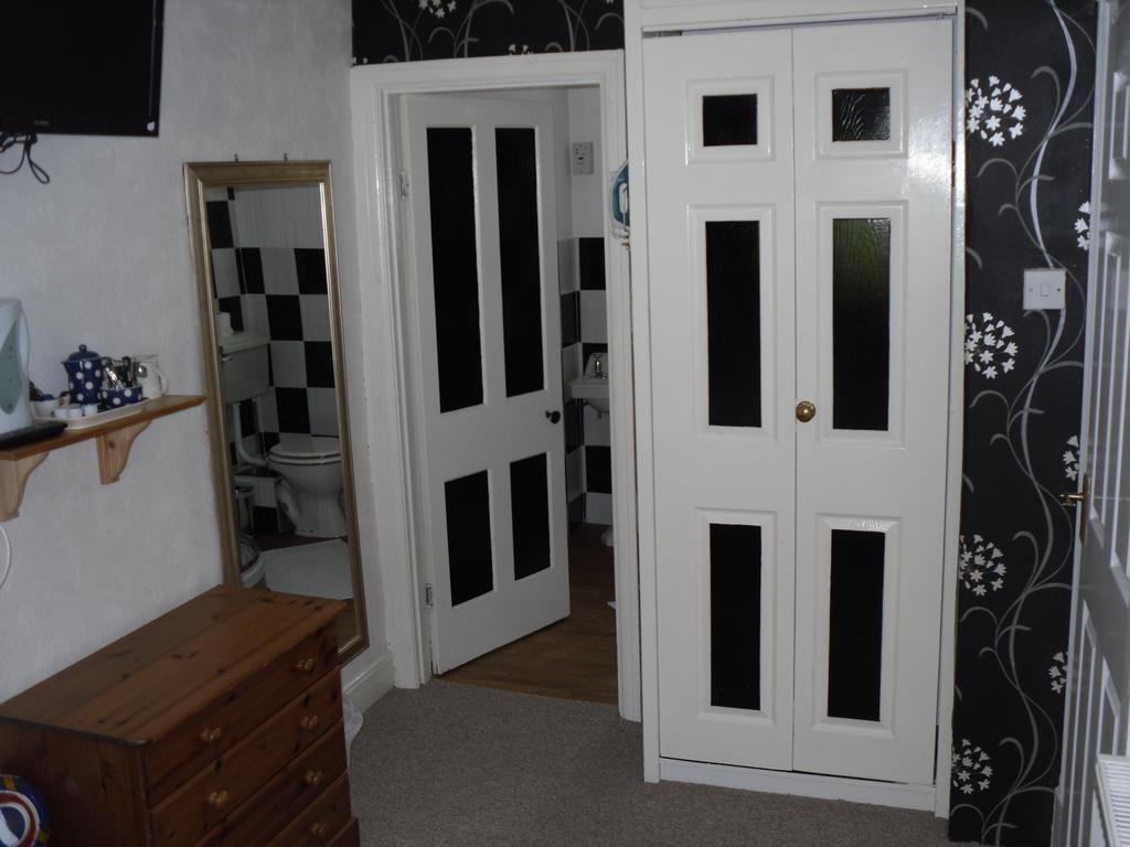 The Hub At Abercrave Bed & Breakfast